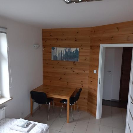 Dom Piotra Apartman Goniadz Kültér fotó