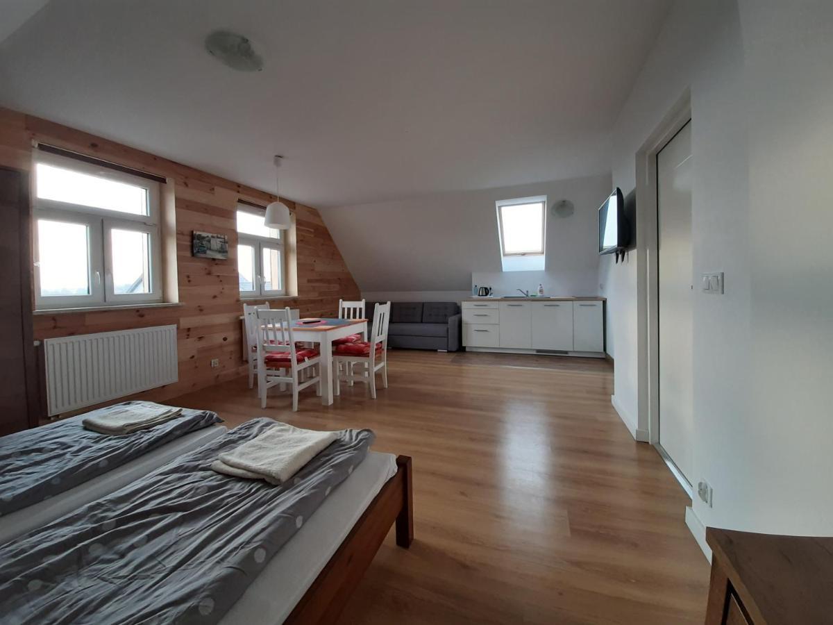Dom Piotra Apartman Goniadz Kültér fotó