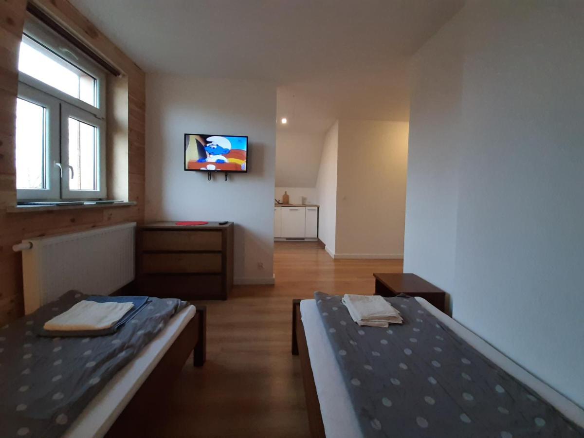 Dom Piotra Apartman Goniadz Kültér fotó