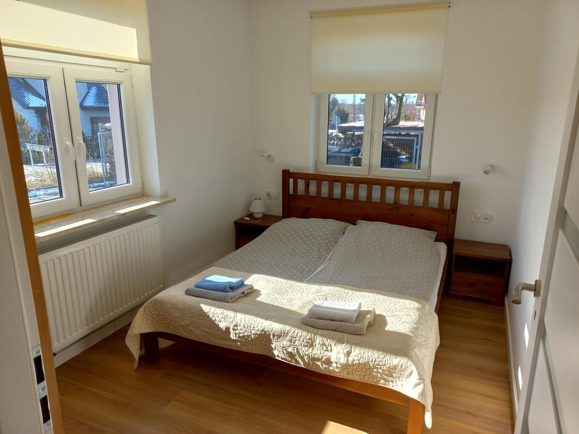 Dom Piotra Apartman Goniadz Kültér fotó