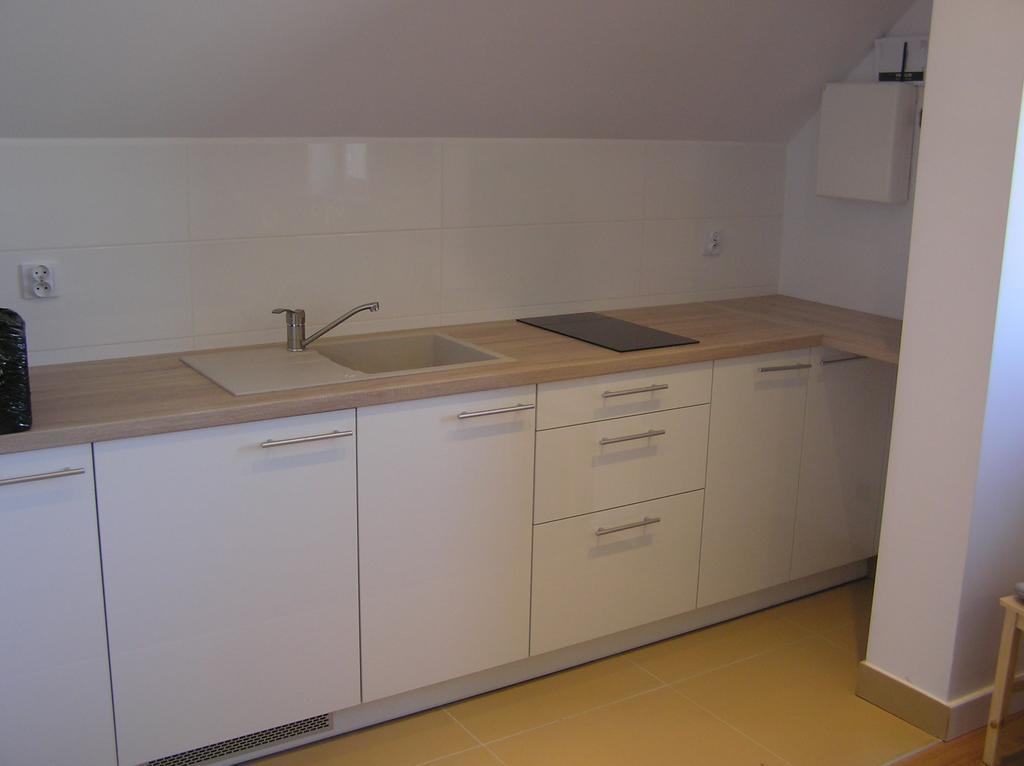 Dom Piotra Apartman Goniadz Kültér fotó