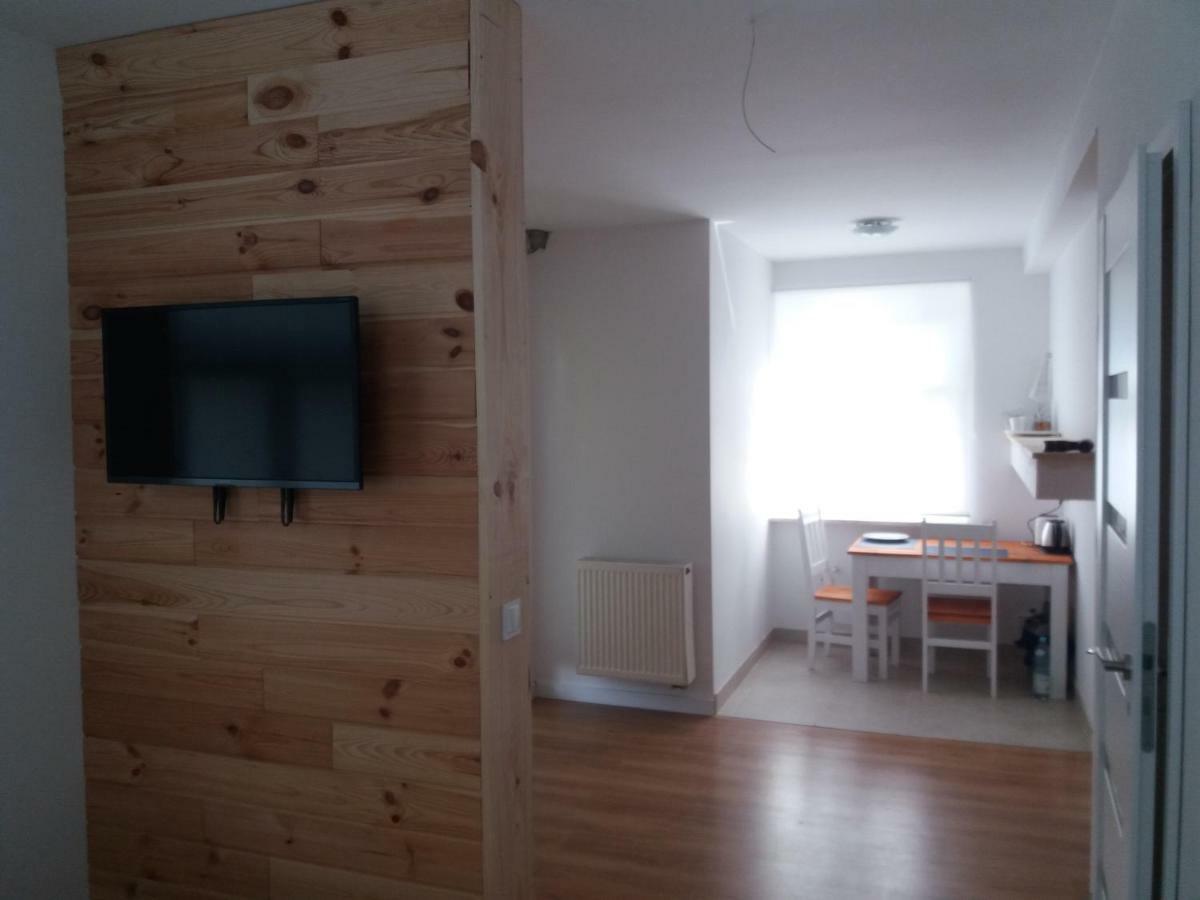 Dom Piotra Apartman Goniadz Kültér fotó